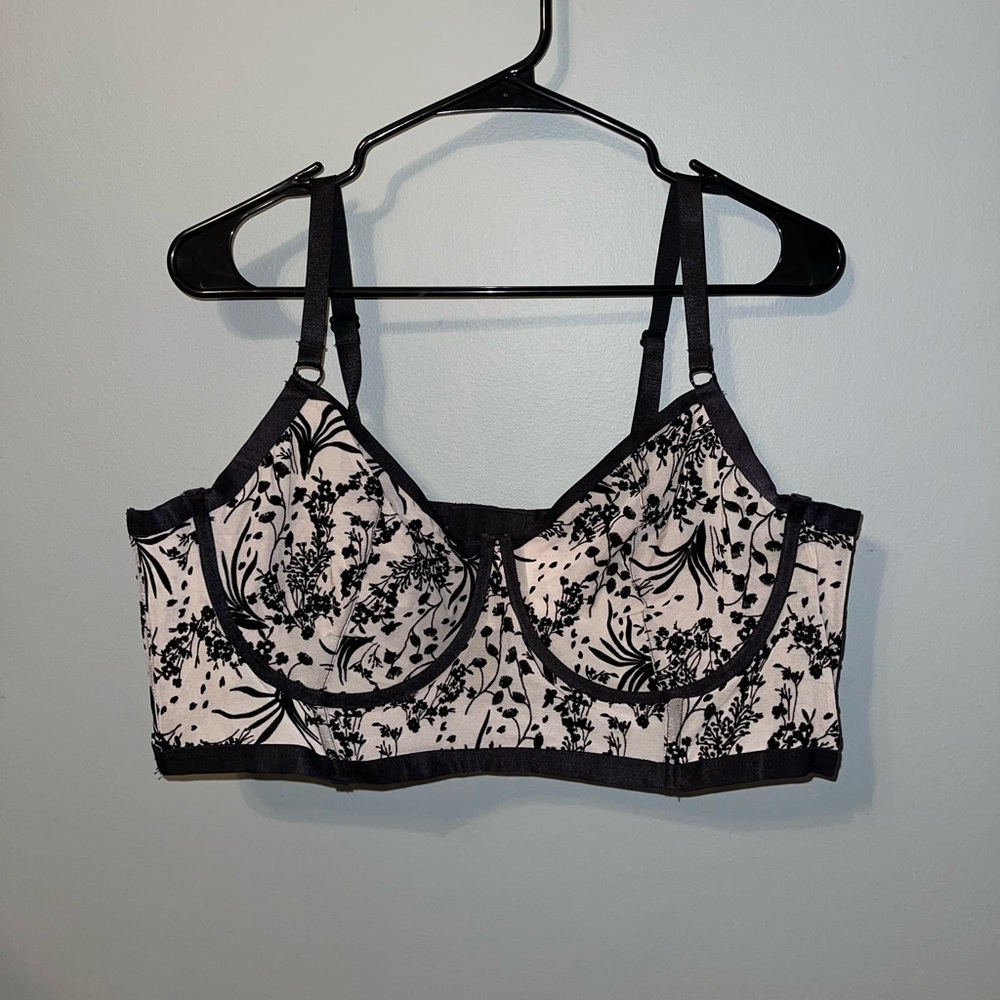 NWT Nude Torrid Bralette